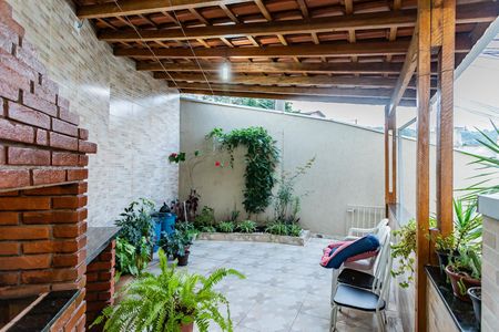 Casa à venda com 91m², 3 quartos e 2 vagas Casa à venda com 91m², 3 quartos e 2 vagasEspaço Gourmet