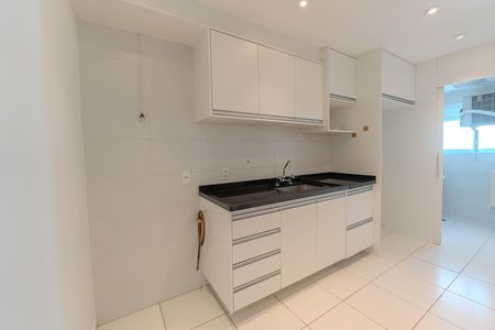 Apartamento à venda com 76m², 2 quartos e 2 vagas Apartamento à venda com 76m², 2 quartos e 2 vagasCozinha
