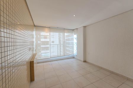 Apartamento à venda com 76m², 2 quartos e 2 vagas Apartamento à venda com 76m², 2 quartos e 2 vagasSacada