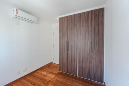 Apartamento à venda com 76m², 2 quartos e 2 vagas Apartamento à venda com 76m², 2 quartos e 2 vagasSuíte 1