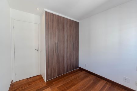 Apartamento à venda com 76m², 2 quartos e 2 vagas Apartamento à venda com 76m², 2 quartos e 2 vagasSuíte 1