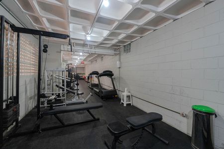 Apartamento à venda com 76m², 2 quartos e 2 vagas Apartamento à venda com 76m², 2 quartos e 2 vagasÁrea comum - Academia