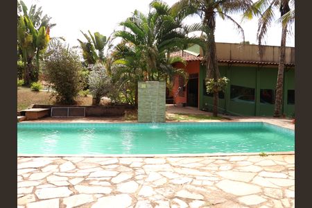 piscina de casa de condomínio à venda com 3 quartos, 300m² em Sitios de Recreio Ipe, Goiânia