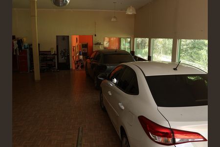Casa de condomínio à venda com 300m², 3 quartos e 4 vagasGaragem