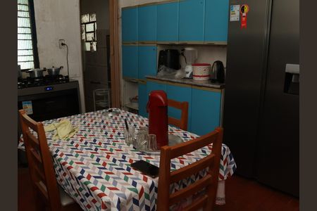 Casa de condomínio à venda com 300m², 3 quartos e 4 vagasCozinha