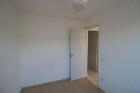 Quarto 1 de apartamento para alugar com 2 quartos, 42m² em Jardim Alvorada, Nova Iguaçu