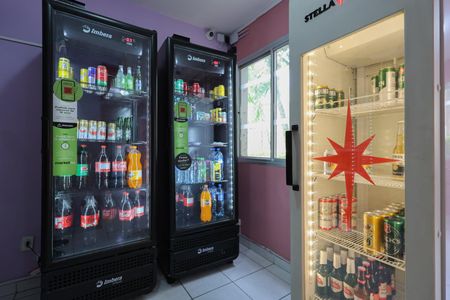 Apartamento para alugar com 46m², 2 quartos e 1 vaga Apartamento para alugar com 46m², 2 quartos e 1 vagaÁrea comum - Mini-mercado