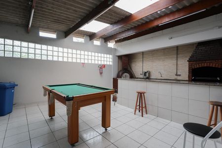 Apartamento para alugar com 46m², 2 quartos e 1 vaga Apartamento para alugar com 46m², 2 quartos e 1 vagaÁrea comum - Salão de jogos e churrasqueira