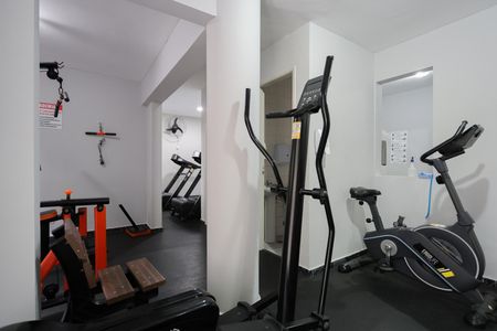 Apartamento para alugar com 46m², 2 quartos e 1 vaga Apartamento para alugar com 46m², 2 quartos e 1 vagaÁrea comum - Academia