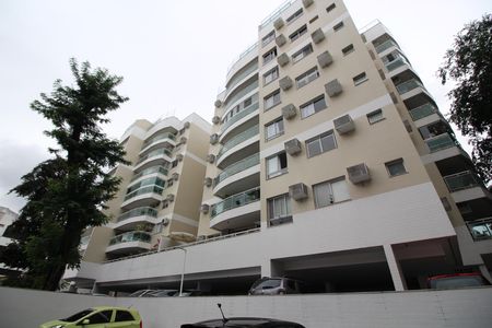 Apartamento à venda com 128m², 3 quartos e 2 vagasFachada