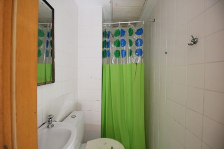 Apartamento à venda com 128m², 3 quartos e 2 vagasBanheiro de Serviço