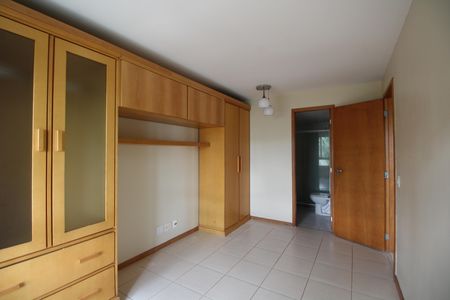 Apartamento à venda com 128m², 3 quartos e 2 vagasQuarto 3