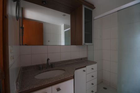 Apartamento à venda com 128m², 3 quartos e 2 vagasBanheiro Social