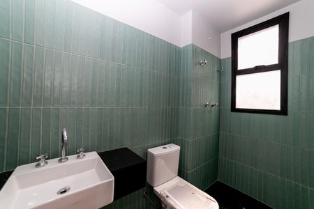 Apartamento à venda com 77m², 2 quartos e 2 vagas Apartamento à venda com 77m², 2 quartos e 2 vagasBanheiro da Suíte 2