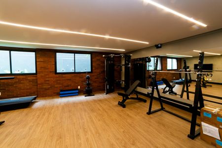 Apartamento à venda com 77m², 2 quartos e 2 vagas Apartamento à venda com 77m², 2 quartos e 2 vagasÁrea comum - Academia