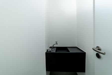 Apartamento à venda com 77m², 2 quartos e 2 vagas Apartamento à venda com 77m², 2 quartos e 2 vagasLavabo