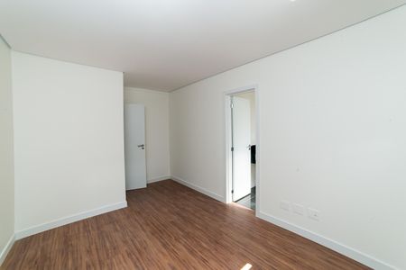Apartamento à venda com 77m², 2 quartos e 2 vagas Apartamento à venda com 77m², 2 quartos e 2 vagasSuíte 2