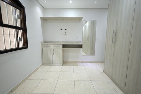Casa à venda com 100m², 2 quartos e 2 vagasQuarto 2