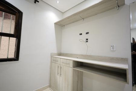Casa à venda com 100m², 2 quartos e 2 vagasQuarto 2