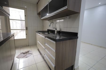 Casa à venda com 100m², 2 quartos e 2 vagasCozinha