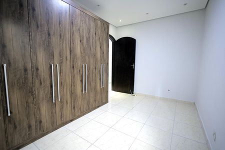 Casa à venda com 100m², 2 quartos e 2 vagasQuarto 1