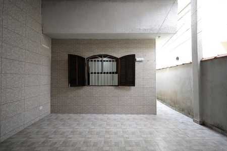 Casa à venda com 100m², 2 quartos e 2 vagasÁrea de Serviço e Churrasqueira