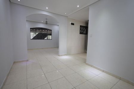 Casa à venda com 100m², 2 quartos e 2 vagasSala de Jantar