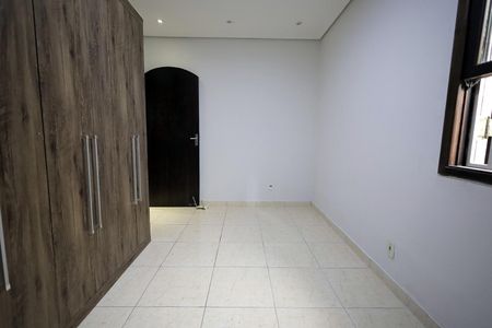 Casa à venda com 100m², 2 quartos e 2 vagasQuarto 1