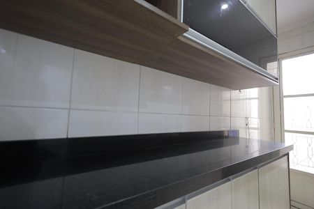 Casa à venda com 100m², 2 quartos e 2 vagasCozinha