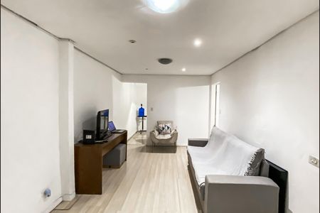 Sala  de casa à venda com 3 quartos, 125m² em Vila Nhocuné, São Paulo