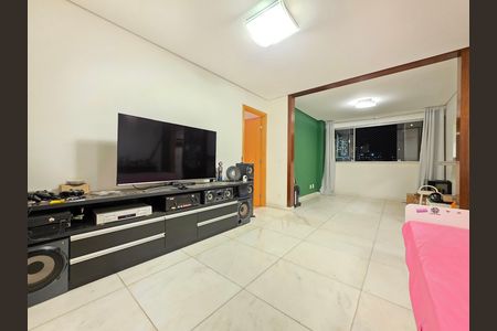 Apartamento à venda com 95m², 3 quartos e 2 vagas Apartamento à venda com 95m², 3 quartos e 2 vagasSala