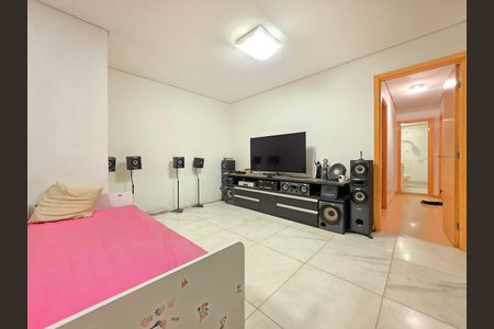 Apartamento à venda com 95m², 3 quartos e 2 vagas Apartamento à venda com 95m², 3 quartos e 2 vagasSala