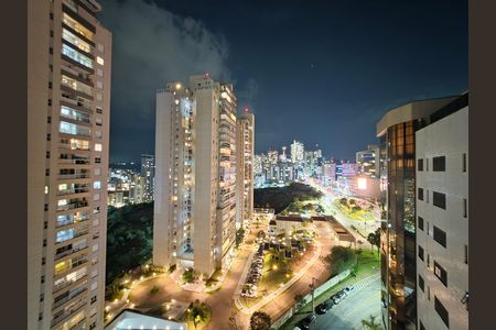 Apartamento à venda com 95m², 3 quartos e 2 vagas Apartamento à venda com 95m², 3 quartos e 2 vagasVista do quarto 2 e varanda da Sala