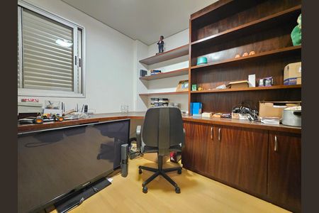 Apartamento à venda com 95m², 3 quartos e 2 vagas Apartamento à venda com 95m², 3 quartos e 2 vagasQuarto 3