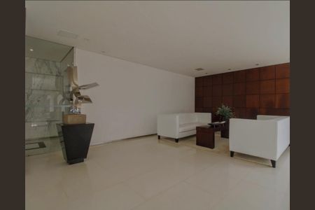Apartamento à venda com 95m², 3 quartos e 2 vagas Apartamento à venda com 95m², 3 quartos e 2 vagasHall de entrada