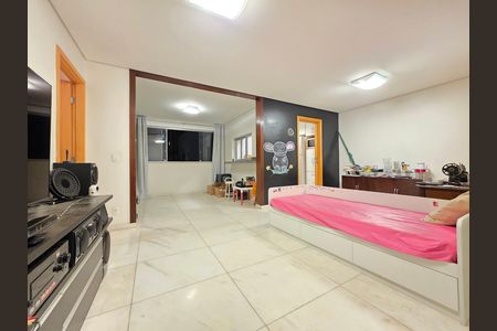Apartamento à venda com 95m², 3 quartos e 2 vagas Apartamento à venda com 95m², 3 quartos e 2 vagasSala