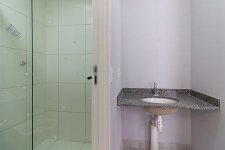 Apartamento para alugar com 37m², 2 quartos e sem vaga Apartamento para alugar com 37m², 2 quartos e sem vagaBanheiro