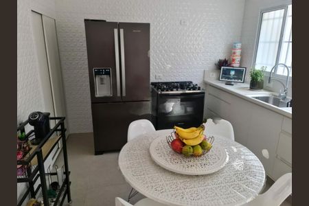 Casa à venda com 144m², 3 quartos e 2 vagas