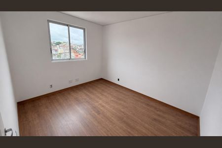 Apartamento à venda com 2 quartos, 56m² em Serrano, Belo Horizonte
