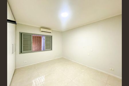 Casa à venda com 400m², 3 quartos e 8 vagasSuíte