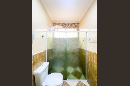 Casa à venda com 400m², 3 quartos e 8 vagasBanheiro Social
