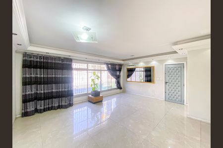 Sala de casa à venda com 3 quartos, 400m² em Vila Medeiros, São Paulo
