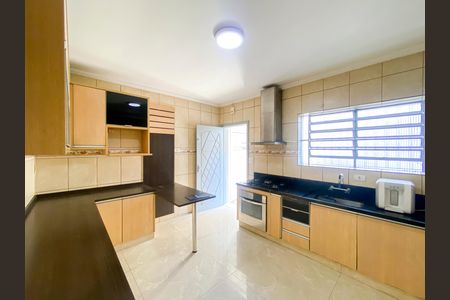 Casa à venda com 400m², 3 quartos e 8 vagasCozinha