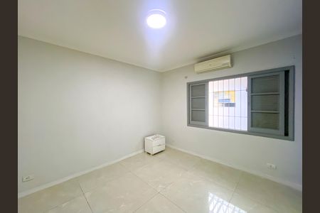 Casa à venda com 400m², 3 quartos e 8 vagasQuarto 2