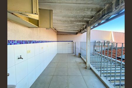 Casa à venda com 400m², 3 quartos e 8 vagasÁrea de Serviço