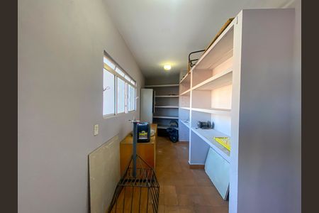Casa à venda com 400m², 3 quartos e 8 vagasQuarto de Serviço