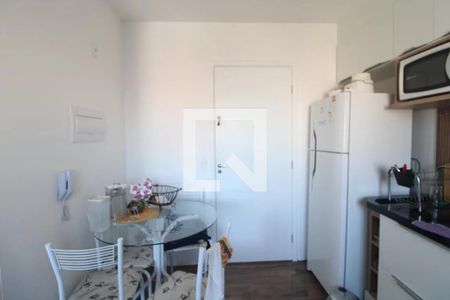 Cozinha de apartamento para alugar com 2 quartos, 32m² em Vila dos Andradas, São Paulo