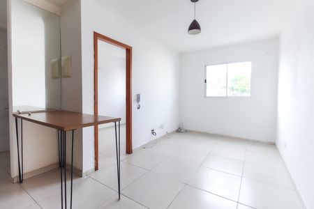 Sala de apartamento para alugar com 2 quartos, 43m² em Chácara Três Meninas, São Paulo