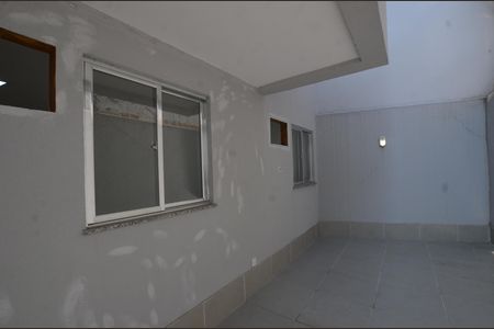 Varanda de apartamento para alugar com 2 quartos, 45m² em Bento Ribeiro, Rio de Janeiro
