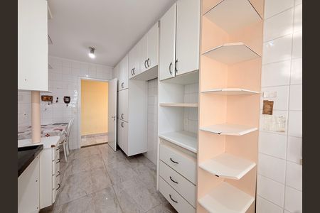 Apartamento à venda com 100m², 3 quartos e 2 vagasCozinha